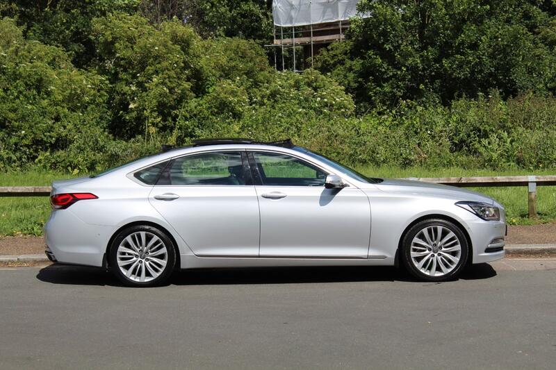HYUNDAI GENESIS