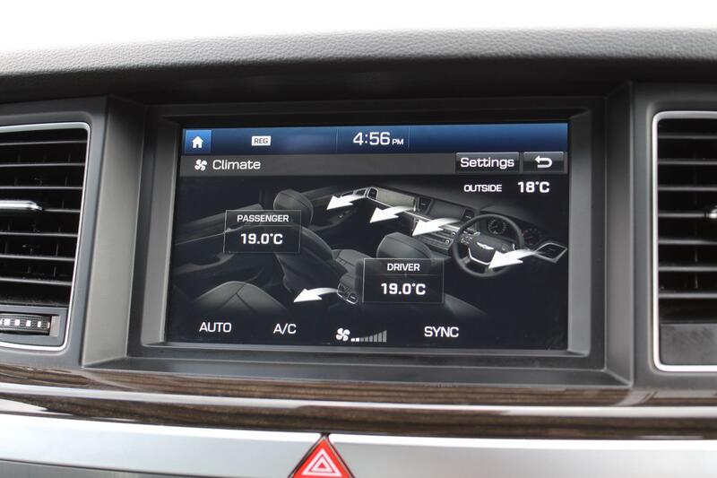 HYUNDAI GENESIS