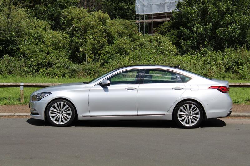 HYUNDAI GENESIS
