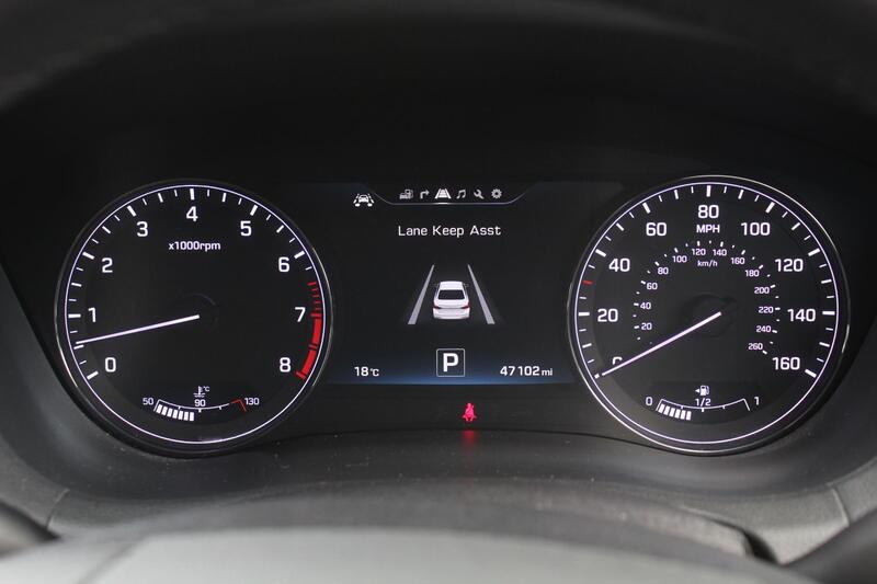 HYUNDAI GENESIS