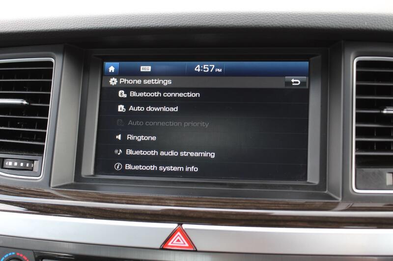 HYUNDAI GENESIS