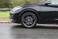 INFINITI Q30