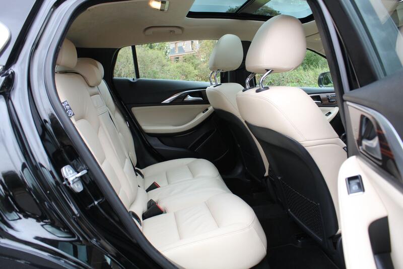 INFINITI Q30