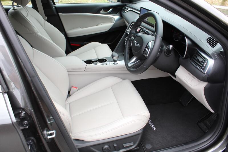 GENESIS G70