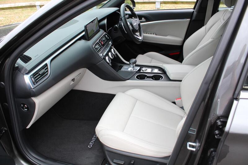 GENESIS G70