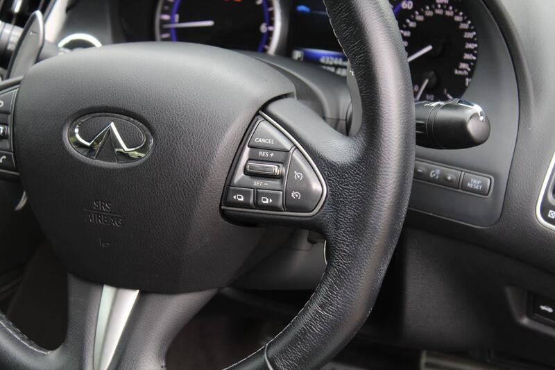 INFINITI Q50