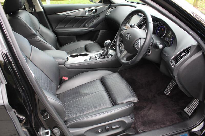 INFINITI Q50