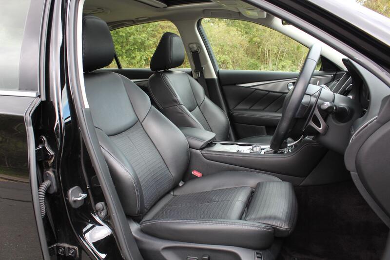 INFINITI Q50
