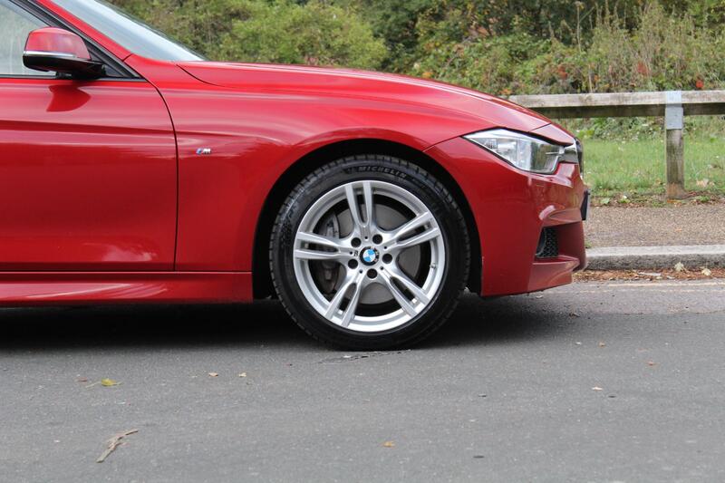 BMW 3 SERIES