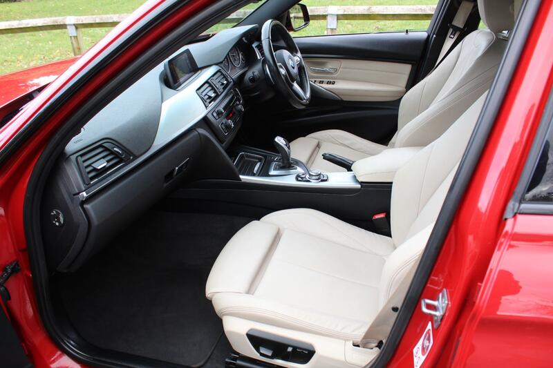 BMW 3 SERIES