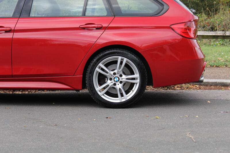 BMW 3 SERIES