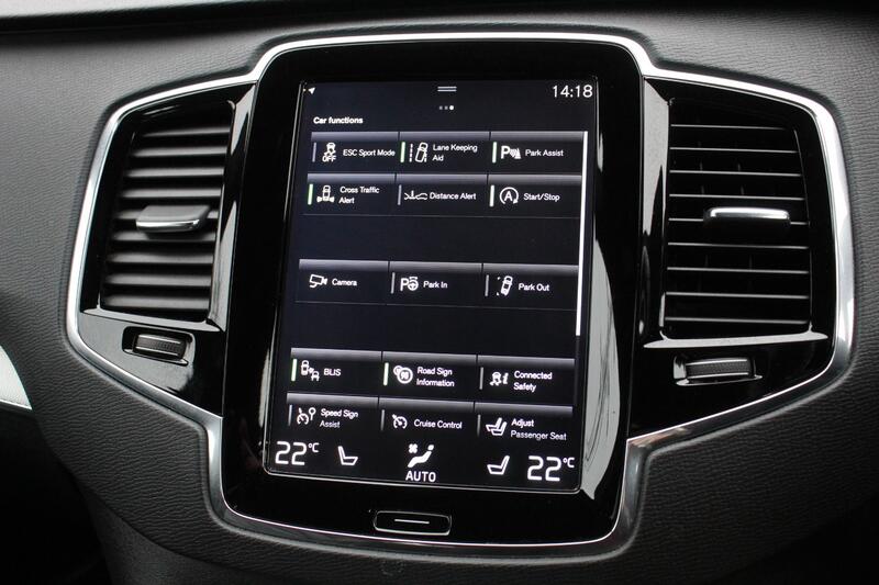 VOLVO XC90