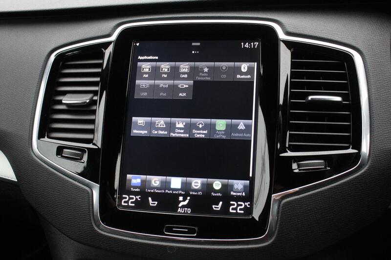 VOLVO XC90