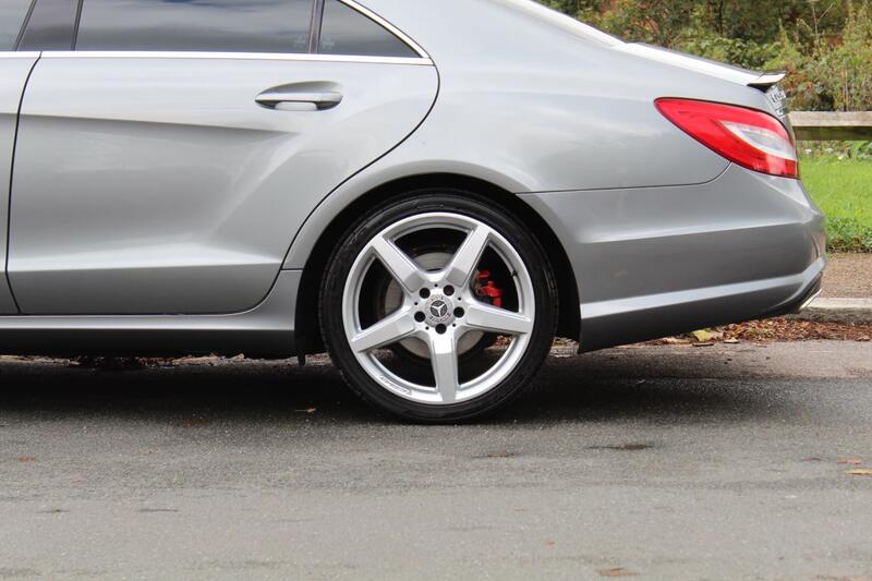 MERCEDES-BENZ CLS