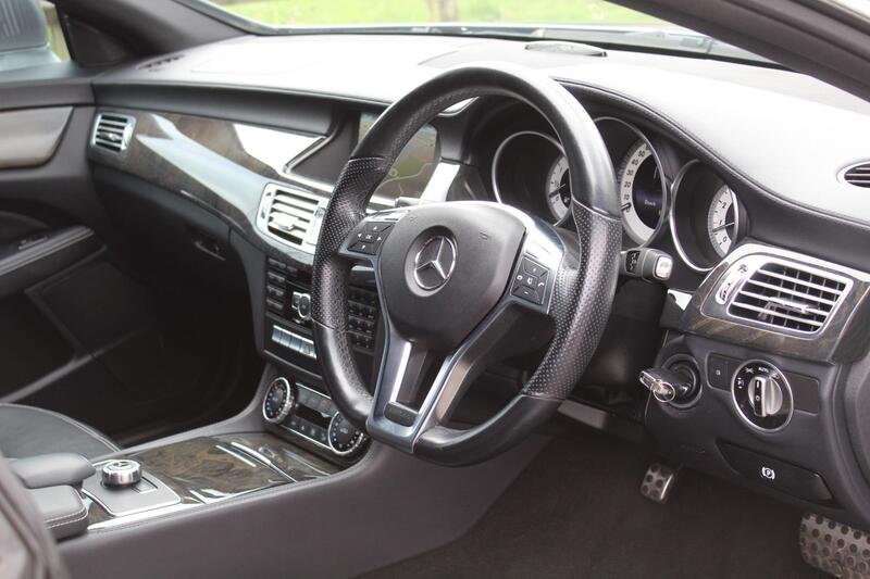 MERCEDES-BENZ CLS