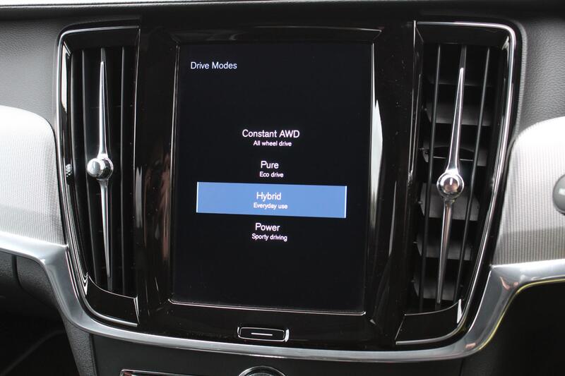 VOLVO V90