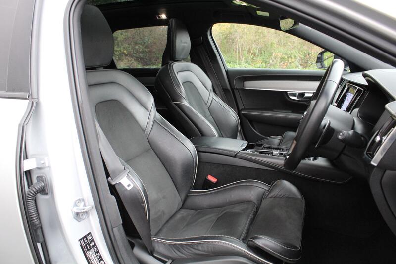 VOLVO V90