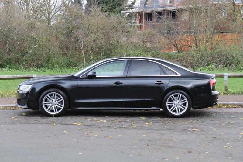 AUDI A8