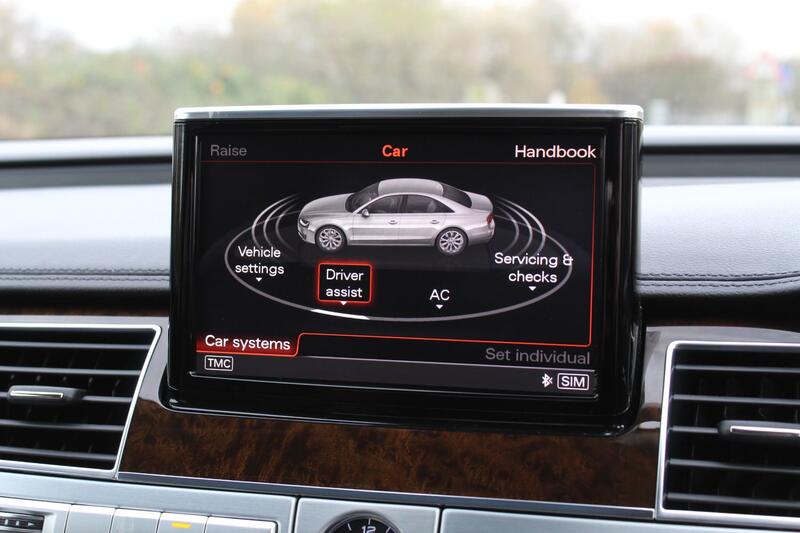 AUDI A8