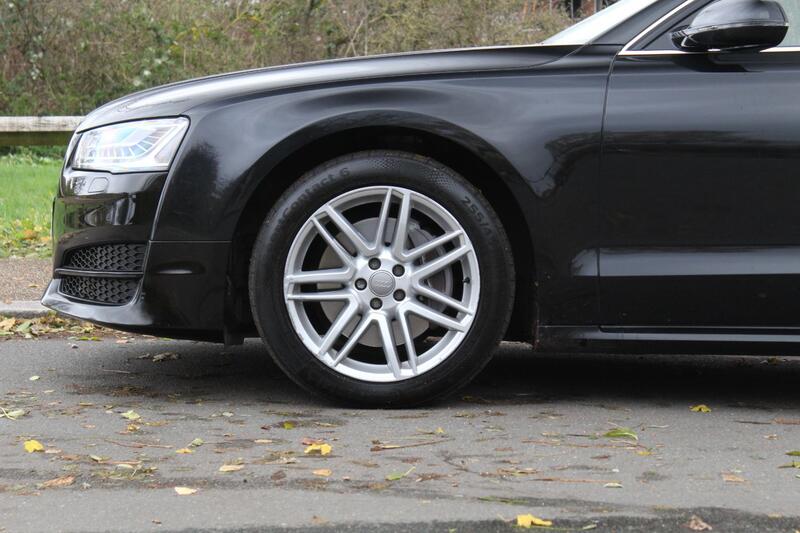 AUDI A8