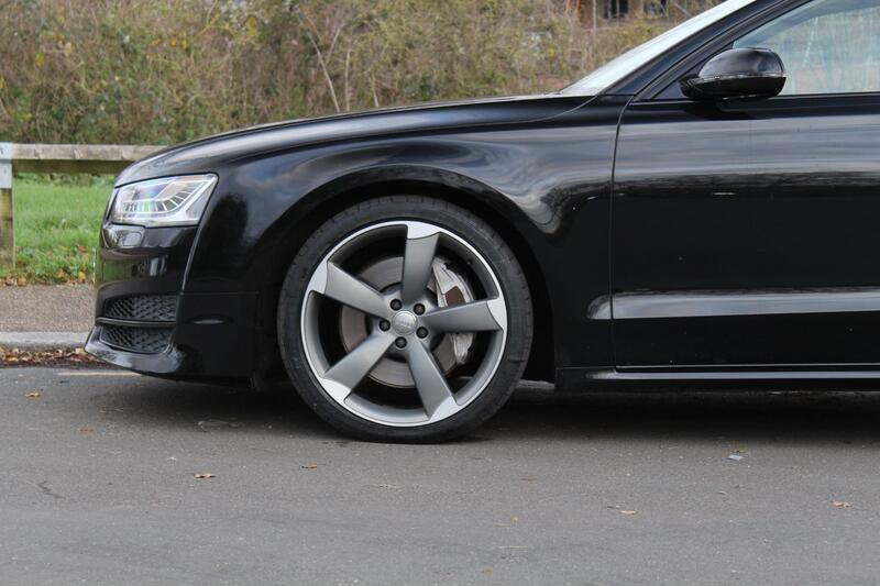 AUDI A8