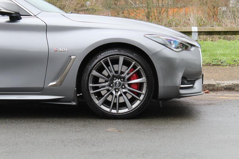 INFINITI Q60
