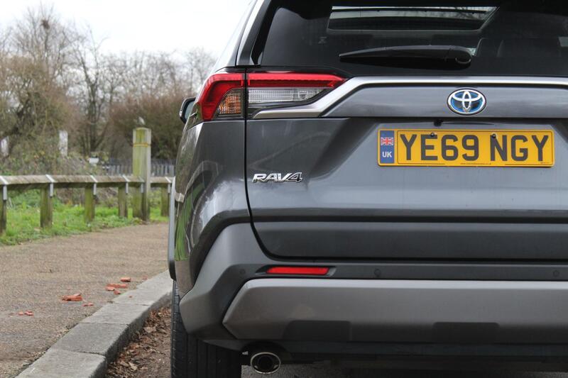 TOYOTA RAV4