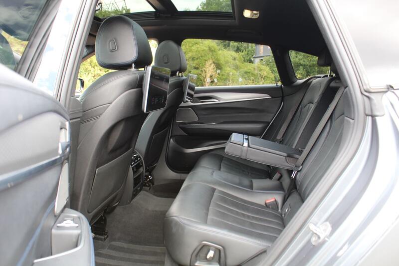 BMW 6 SERIES