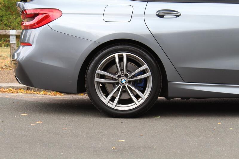 BMW 6 SERIES