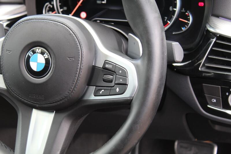 BMW 6 SERIES