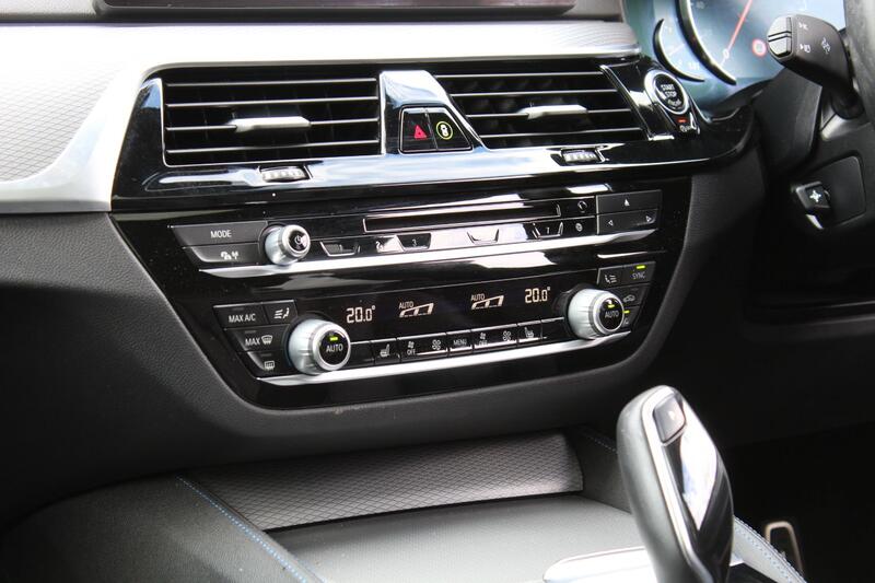 BMW 6 SERIES