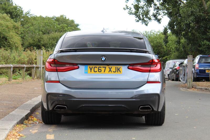 BMW 6 SERIES
