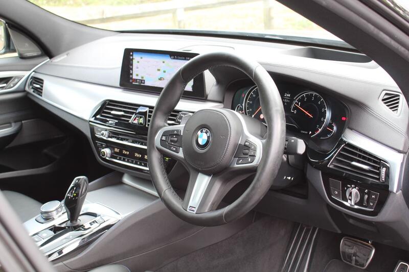 BMW 6 SERIES